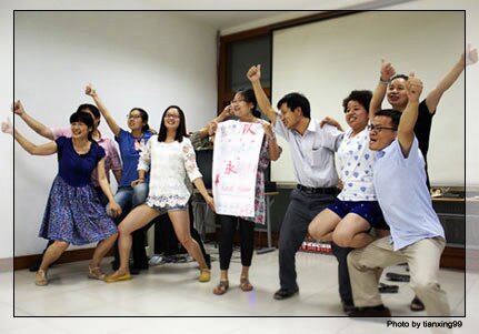 騰沖集體挑戰(zhàn)拓展培訓(xùn)項(xiàng)目 瘋狂市場