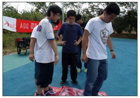 騰沖野外拓展訓(xùn)練項(xiàng)目推薦--《翻葉子》