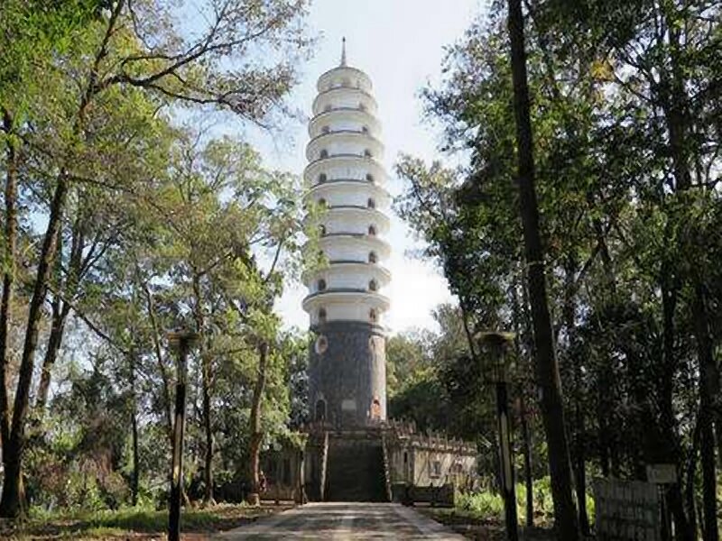 騰沖戶外徒步拓展訓(xùn)練培訓(xùn)團建場地推薦：來鳳山國家森林公園基地