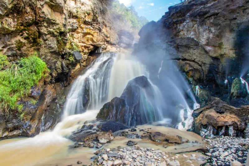 騰沖手工制作體驗主題戶外拓展培訓(xùn)場地推薦--騰沖界頭鎮(zhèn)手抄紙博物館、玫瑰莊園