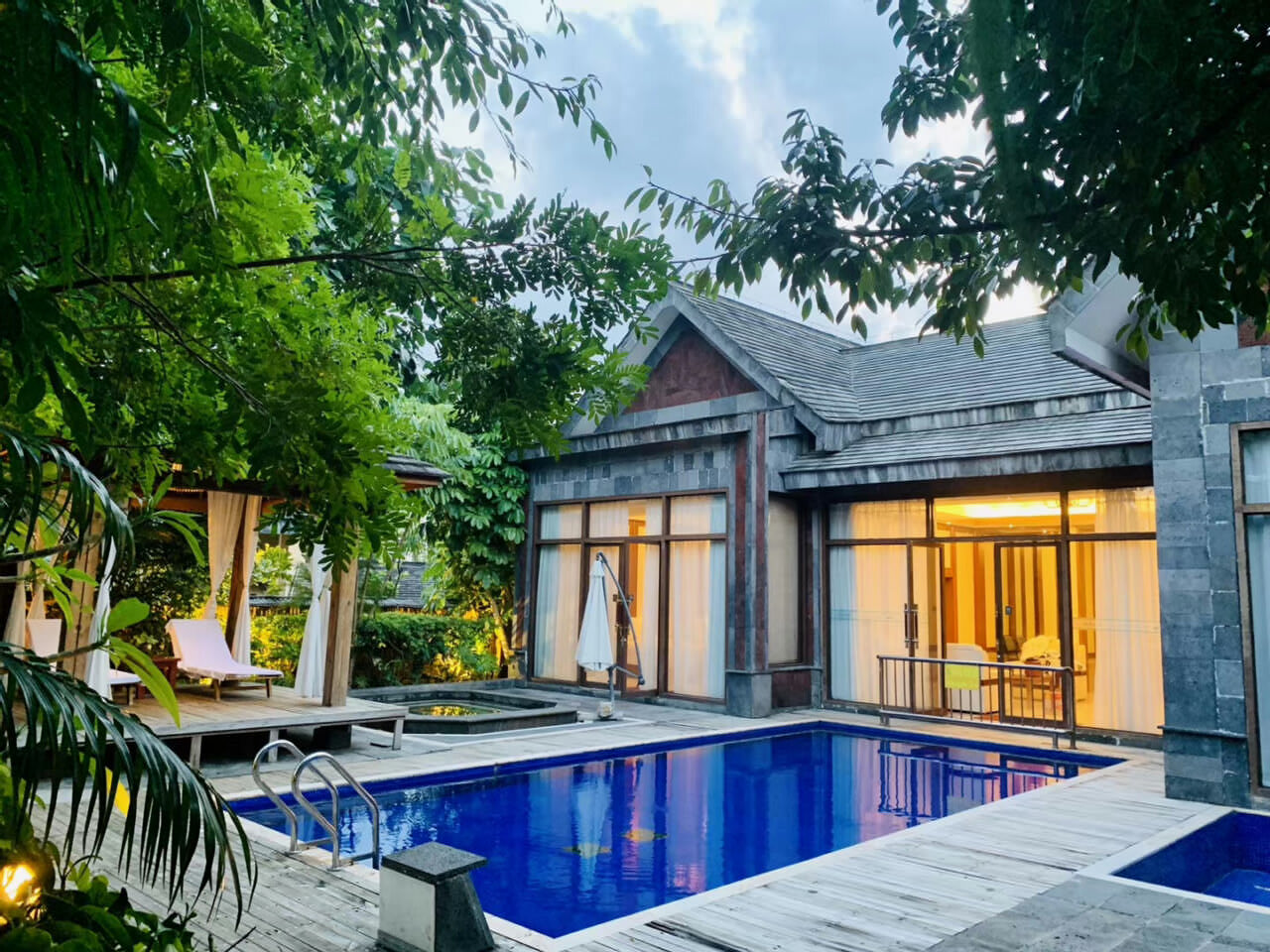 保山蒲縹溫泉度假村酒店預(yù)訂公司 保山蒲縹溫泉度假村酒店預(yù)訂公司