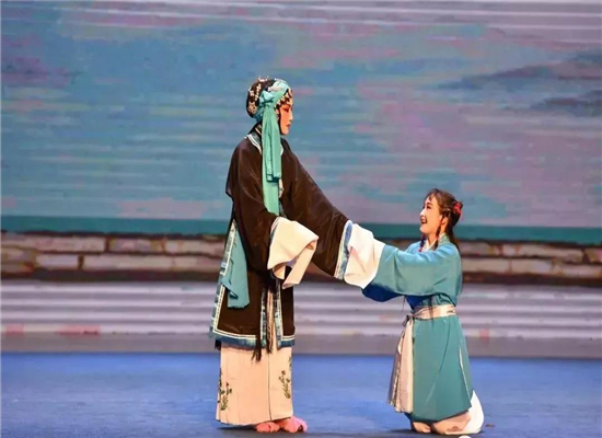 騰沖旅游：國家級非物質(zhì)文化遺產(chǎn)--佤族清戲