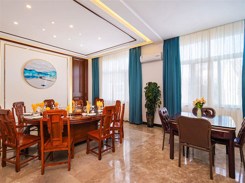 維也納智好酒店(保山吾悅廣場(chǎng)高鐵站店)